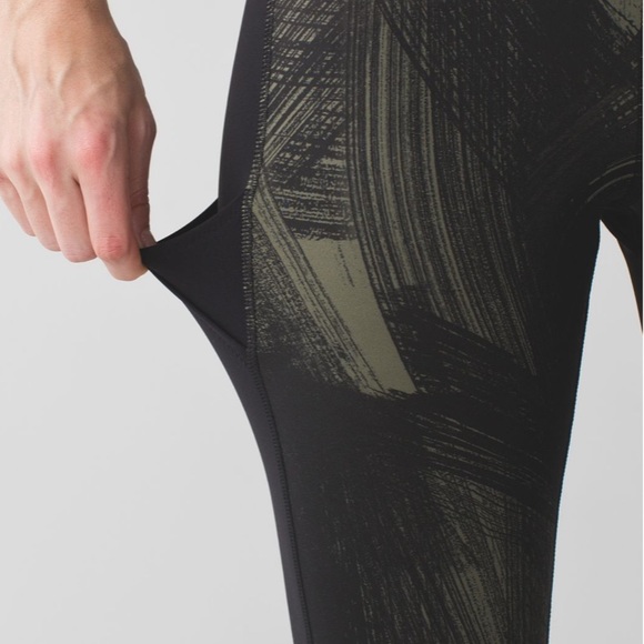 Lululemon Fresh Mesh Run Crop Sz 4 - Picture 3 of 16
